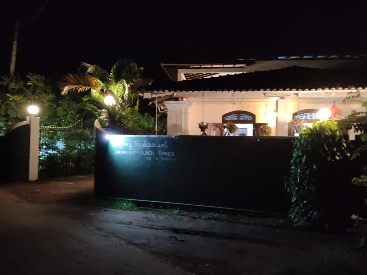 Berg House Unawatuna Hotel Exterior foto